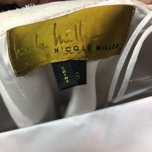 Nicole Miller white/silver gown size 6